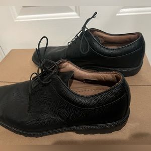 Footjoy Professional Men' Size 11 M Black Pebbled Spikeless Golf Shoes 57029